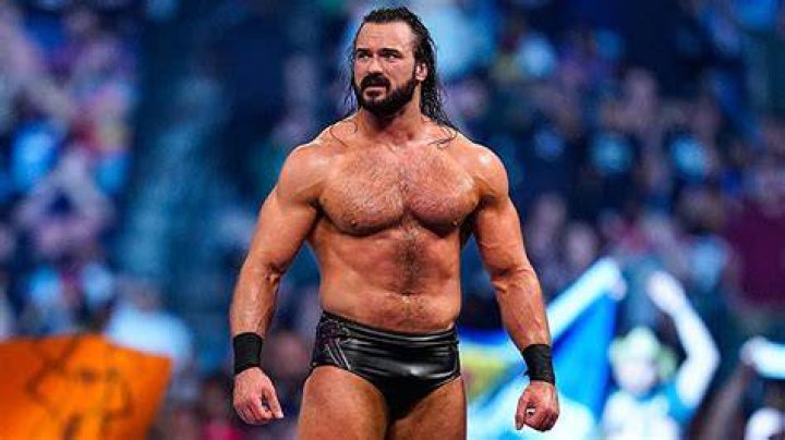 About Drew Mcintyre and Drew Mcintyre's Wife Kaitlyn Frohnapfel's, Age