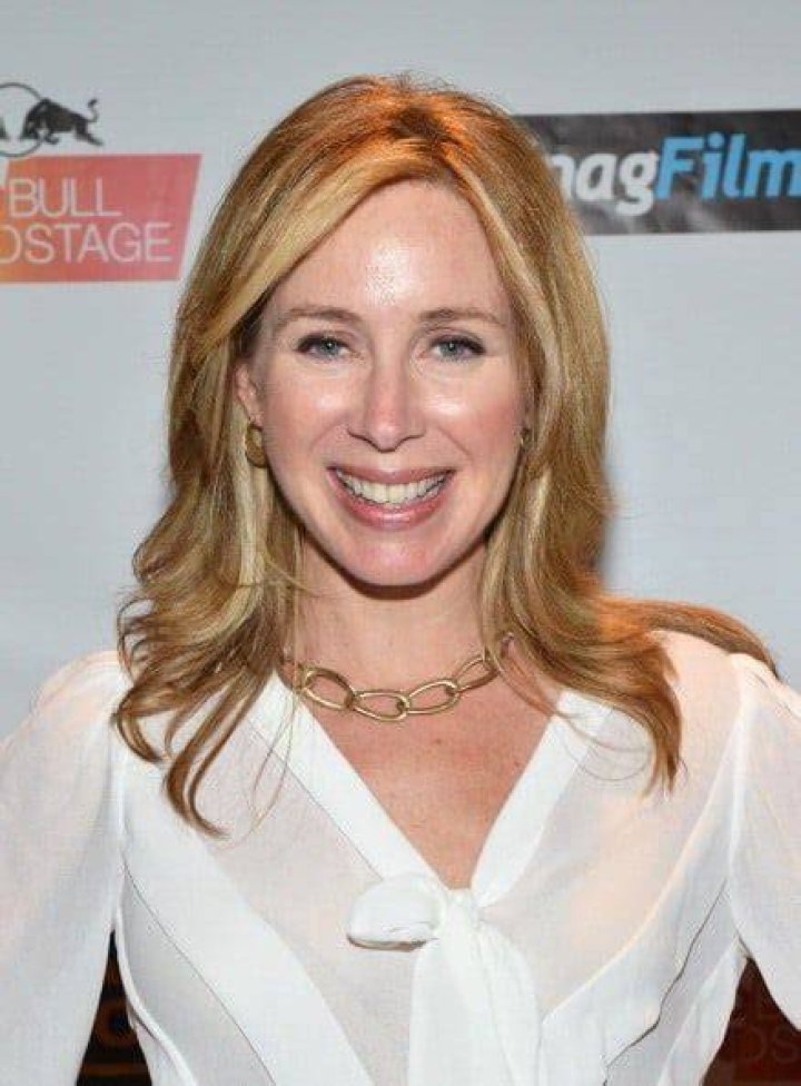 Becky Quick Net Worth 2023 Wiki, Married, Family, Wedding, Salary