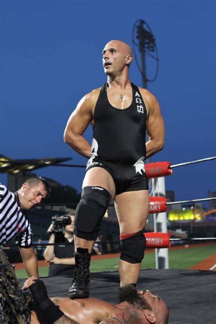 Christopher Daniels Weight Height Ethnicity Hair Color Eye Color
