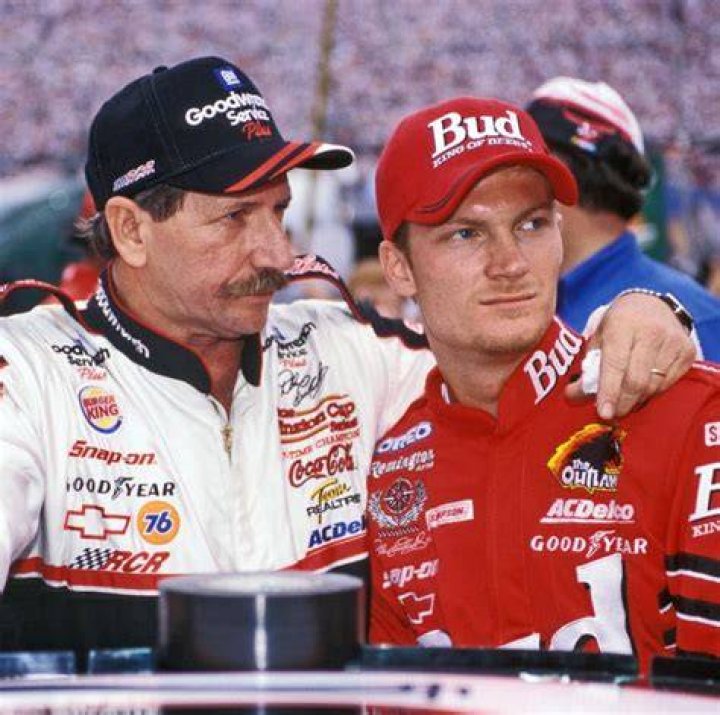 Dale Earnhardt Jr. rappelle son père NASCAR World réagit zoloftrx