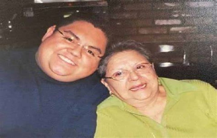 Esther P. Mendez age, height, wiki, biography, net worth and latest