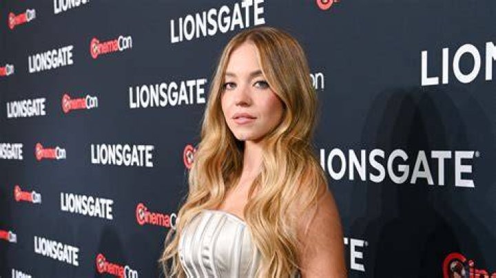 Exploring Sydney Sweeney's Relation To Jody Sweeney