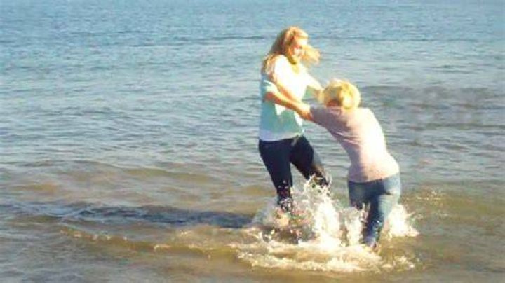 Girl fight YouTube