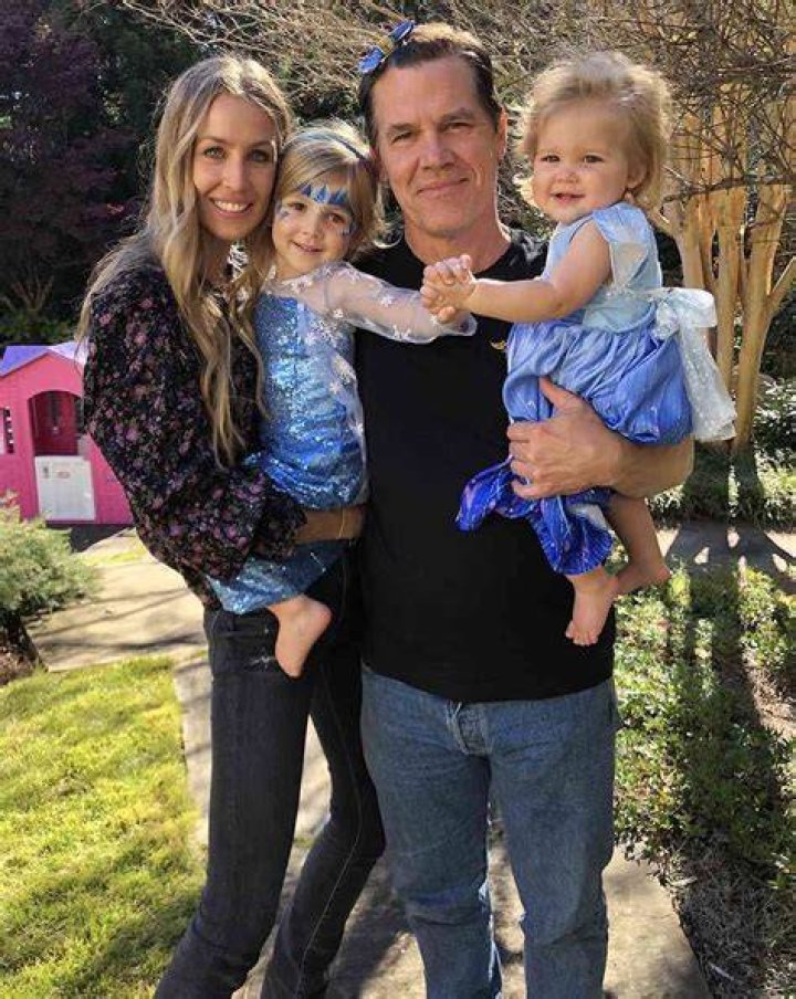Josh Brolin and his daughter Westlyn Reign, two, sport identical pouts