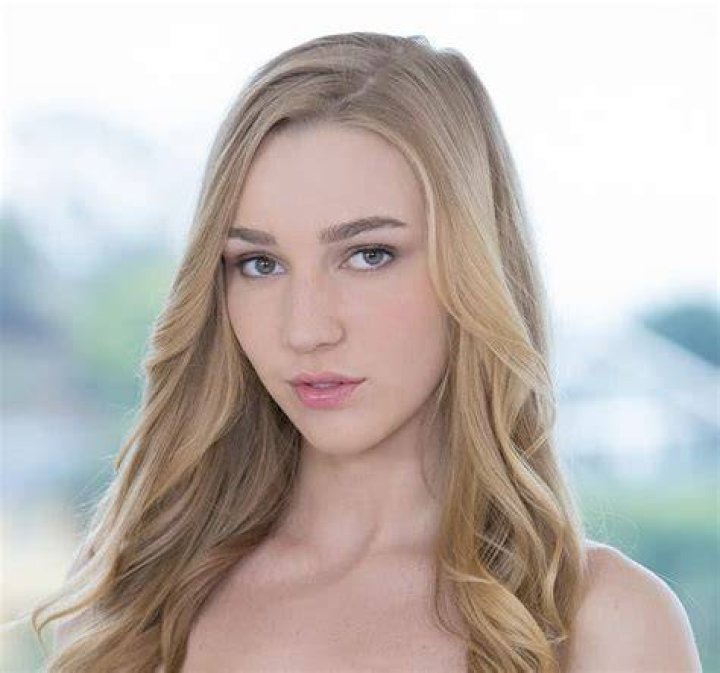 Kendra Sunderland, pornstar, interracial, blonde, dark hair, women