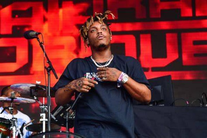 Rapper Juice WRLD Dead At 21 After A Seizure, Hip Hop Reacts Urban