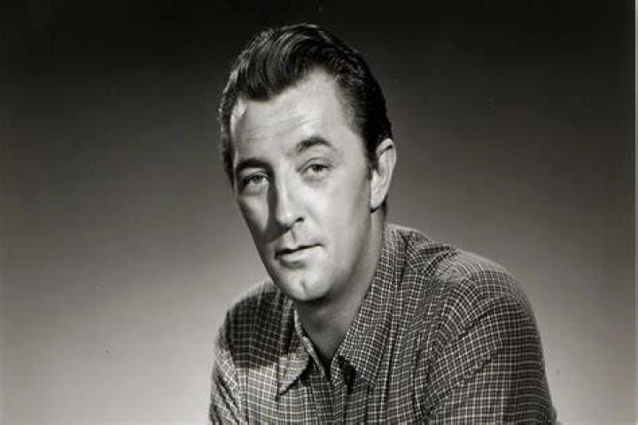 Robert Mitchum Net Worth (2020 Update)