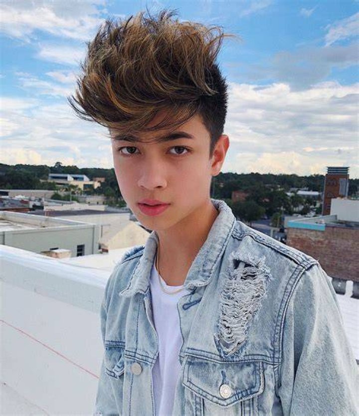 Sebastian Moy Height, Age, Bio, Weight, Net Worth, Facts and Family