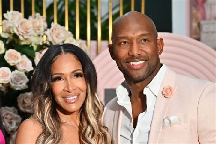 Shereé Whitfield and Martell Holt Spotted On A Date!