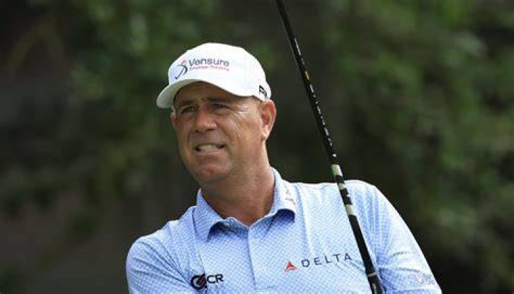 Stewart Cink's season takes a quick turn for the better