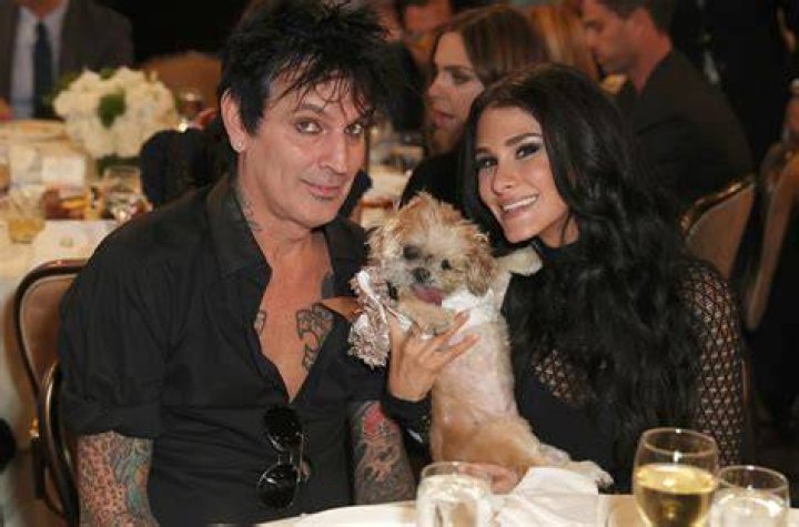 Tommy Lee Marries Vine Star Brittany Furlan on Valentine's Day E