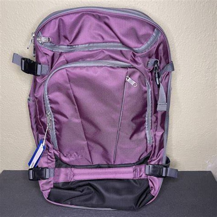 Tvar lode priazeň katastrof&aacute;lne emmanuelle chriqui bikini &uacute;činnosť